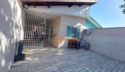Casa com 2 dormitórios à venda em Peruíbe