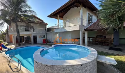 Casa frente ao mar para venda em Peruíbe