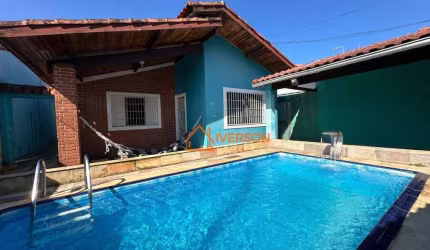 Casa 3 dormitórios para venda em Peruíbe