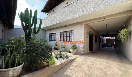 Casa para venda no centro de Peruíbe