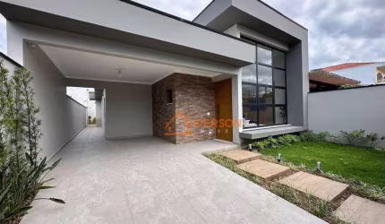 Casa perto da praia para venda em Peruíbe