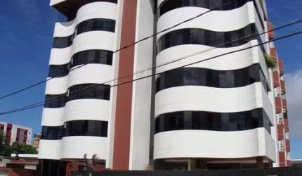Apartamento com quartos, sendo  Suítes