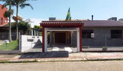 Casa Alvenaria para Venda em Pinguirito Garopaba-SC