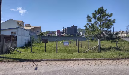 Terreno à venda no bairro QUINTA DOS AÇORES - Garopaba/SC