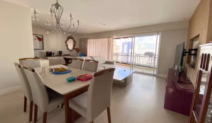 Apartamento alto padrão no Da Vince, 2 suítes, nascente, climatizado, varanda gourmet, andar alto, 2 vagas, 154m², por: R$ 1.700.000,00. Agende já!