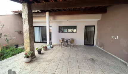 Casa para Venda em Mogi das Cruzes, Vila Oliveira, 3 dormitórios, 1 suíte, 2 banheiros, 2 vagas