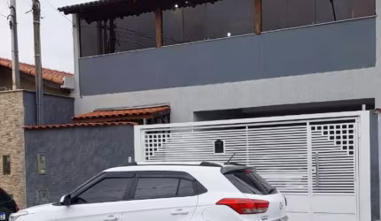 Casa / Sobrado para Locação em Mogi das Cruzes, Centro, 4 dormitórios, 1 suíte, 4 banheiros, 2 vagas