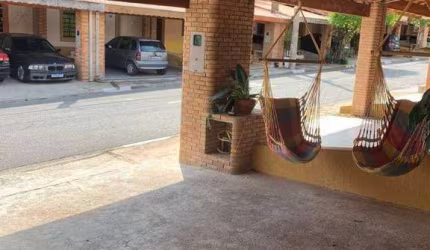 Sobrado com 2 dormitórios à venda, 70 m² por R$ 300.000,00 - Parque Califórnia - Jacareí/SP