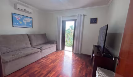Sobrado com 4 dormitórios à venda, 200 m² por R$ 1.750.000,00 - Urbanova - São José dos Campos/SP