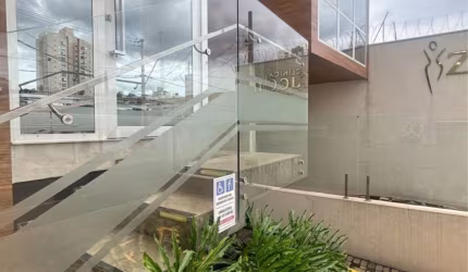 Excelente casa para Clínica