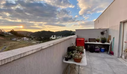 Cobertura reformada com vista definitiva – conforto, estilo e exclusividade em um só lugar