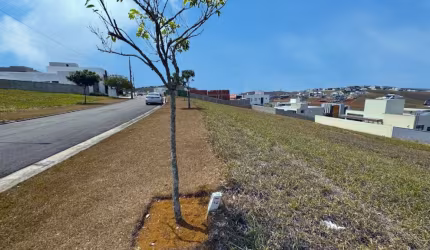 Terreno em condomínio fechado no Alphaville à venda por R$295.000 - São Pedro - Juiz de Fora