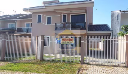 Sobrado com 4 dormitórios à venda, 182 m² por R$ 890.000,00 - Fazendinha - Curitiba/PR