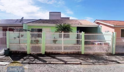 Casa com 2 dormitórios à venda, 50 m² por R$ 300.000,00 - Thomaz Coelho - Araucária/PR