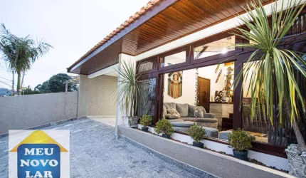 Casa com 3 dormitórios à venda, 300 m² por R$ 850.000,00 - São Braz - Curitiba/PR