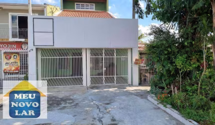 Sobrado com 4 dormitórios à venda, 300 m² por R$ 890.000,00 - Fazendinha - Curitiba/PR