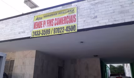 Imóvel comercial 168 m2, 2 salas, 3 quartos, terreno plano com 504 m2,  próximo ao Shopping
