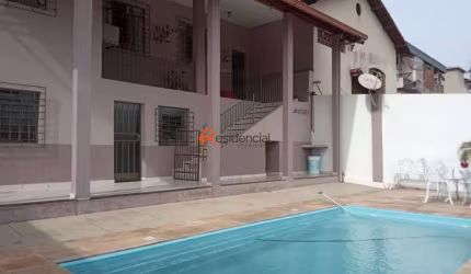Casa a venda no bairro Vila Romana