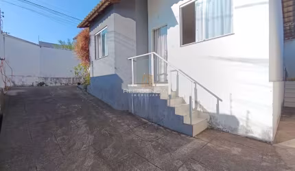 Casa a venda no bairro Dona Rosa