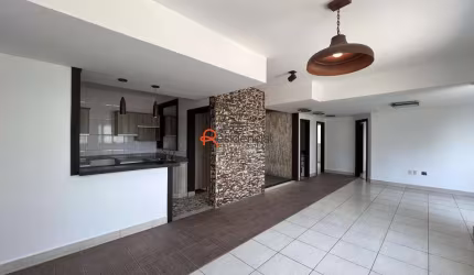 APARTAMENTO À VENDA NO CENTRO