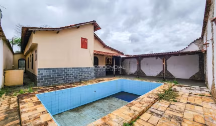 CASA À VENDA NO BAIRRO SÃO JOSÉ