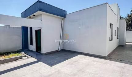 Casa a venda no bairro Santa Rosa