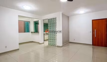 APARTAMENTO À VENDA NO CENTRO