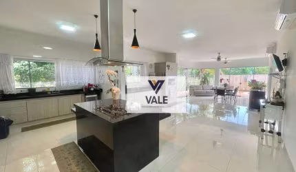 Casa com 3 dormitórios à venda, 293 m² por R$ 1.850.000,00 - Condomínio Delta Park - Araçatuba/SP