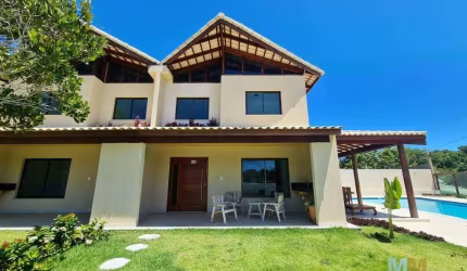 Oportunidade! Duplex com 4 suítes em Arraial Dajuda, Bahia, apenas 400 metros da praia !