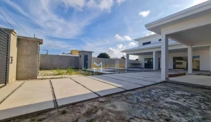 Casa nova de 04 suítes em condomínio fechado em Porto Seguro!
