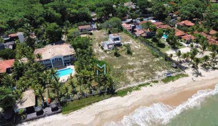 Terreno na praia para empreendimento imobiliário de luxo em Arraial Dajuda, Bahia