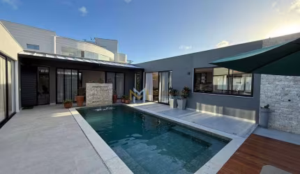 Casa térrea nova em condomínio fechado de alto padrão em Porto Seguro, Bahia!