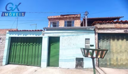 Casa à venda no bairro São Francisco de Assis