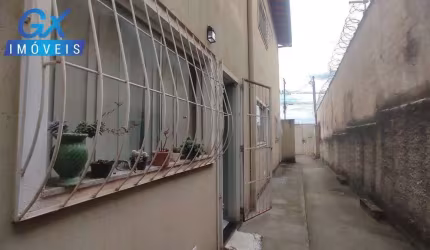 Casa à venda no bairro São Francisco de Assis