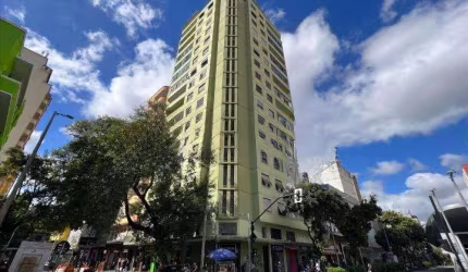 Apartamento à venda, no Ed. Tambaú,  em Belo Horizonte, Centro, com 3 quartos, 150m²