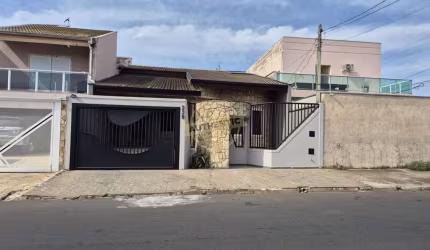 Casa com 4 quartos à venda no Jardim Regina, Indaiatuba  por R$ 790.000