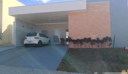 Alto Padrão para Venda em Itapetininga, Centro, 3 dormitórios, 1 suíte, 3 banheiros, 2 vagas