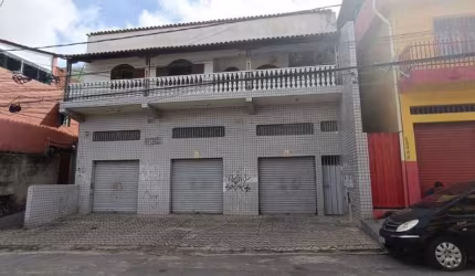 Casa com 3 quartos à venda em Contagem
