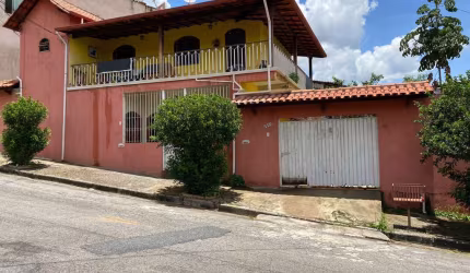 Casa com 5 quartos à venda em Belo Horizonte