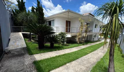 Casa para Venda em Belo Horizonte, Trevo, 3 dormitórios, 1 suíte, 3 banheiros, 10 vagas