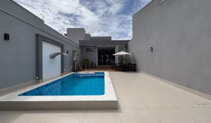 Casa com piscina cidade de Americana, bairro Pq. Novo Mundo.