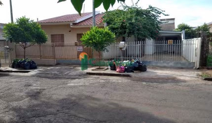 Duas Casas no Mesmo Terreno à Venda em Paiçandu/PR