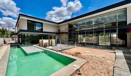 Casa Pivo no Condomínio Serimbura, Urbanova SJC