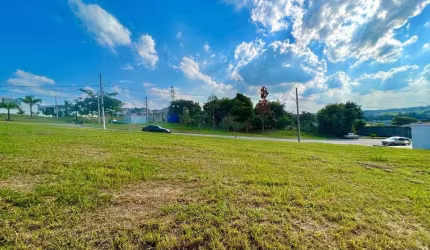 Terreno plano no condomínio Fogaça em Jacareí-SP