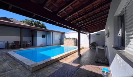 Casa à venda em condomínio no Urbanova - SJC - SP