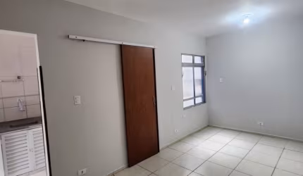 Kit/Stúdio - Oportunidade Investimento ! Aquário - Amplo - Elevador - Portaria - Garagem !