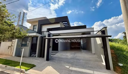 Casa à Venda Pinheirinho - Vinhedo/SP