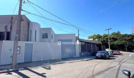 Barração à Venda/Locação