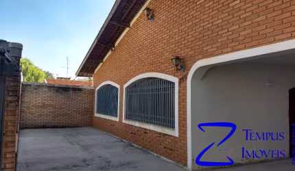 Casa com 3 quartos à venda na Rua Aristides Xavier de Brito, 765, Jardim dos Oliveiras, Campinas por R$ 925.000