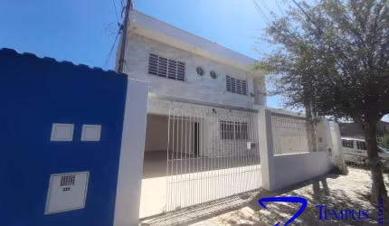 Casa com 5 quartos à venda na Rua Guilherme Cornélio, 25, Jardim Aurélia, Campinas por R$ 650.000